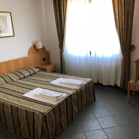 Hotel Il Giardino Cassano Spinola Exterior foto